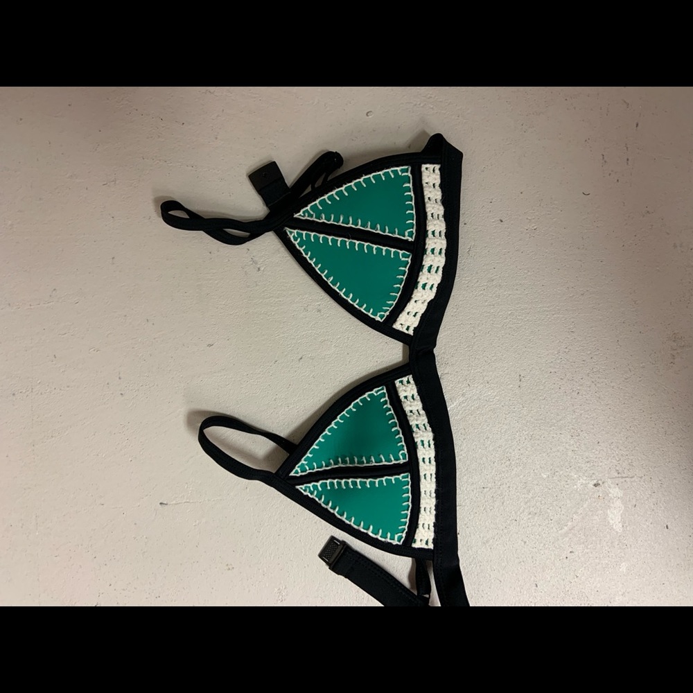 Bikini top that is literally BRAND NEW!